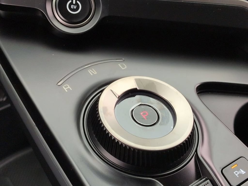 New 2026 Kia EV6 Light RWD image 16