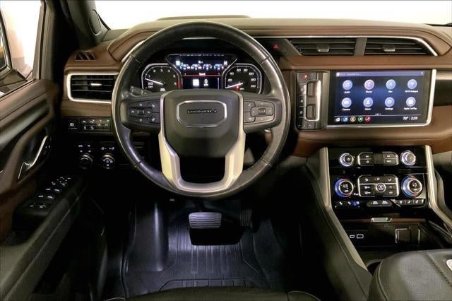 Used 2021 GMC Yukon Denali w/ Denali Premium Package AWD/4WD image 5