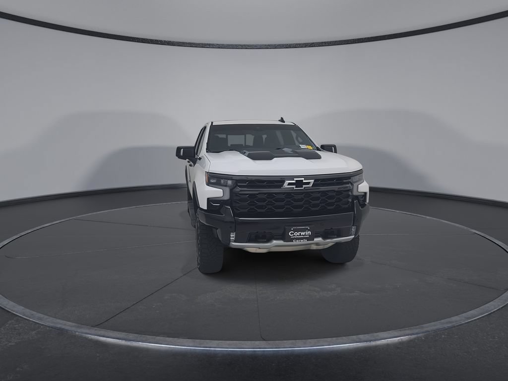 Used 2025 Chevrolet Silverado 1500 ZR2 w/ Technology Package AWD/4WD image 3