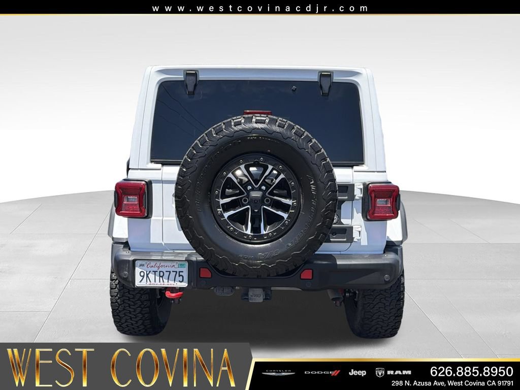 Used 2024 Jeep Wrangler Unlimited Rubicon AWD/4WD image 9
