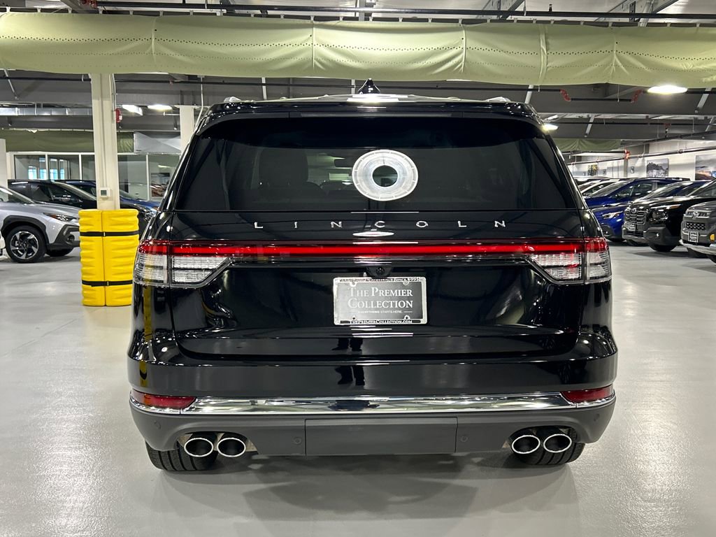 Used 2026 Lincoln Aviator Reserve w/ Illumination Package image 3