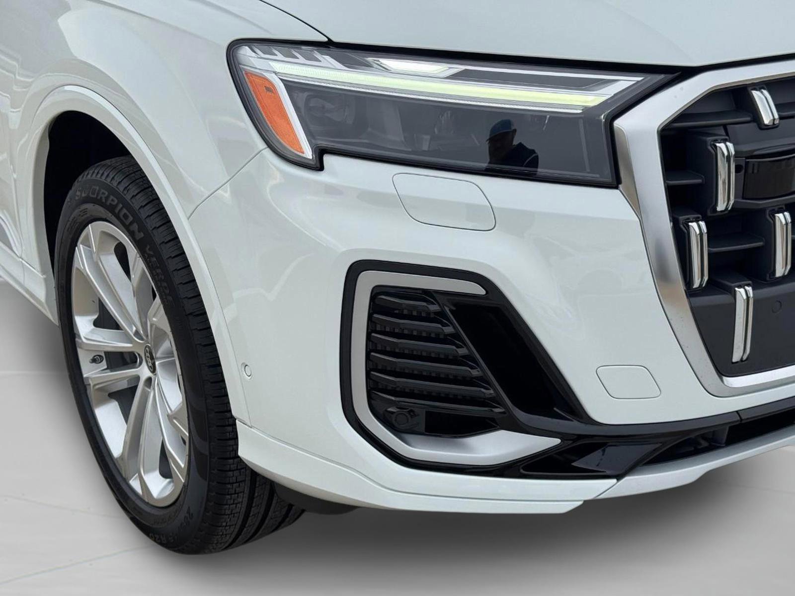 Used 2025 Audi Q7 3.0T Premium Plus w/ Premium Plus Package image 9