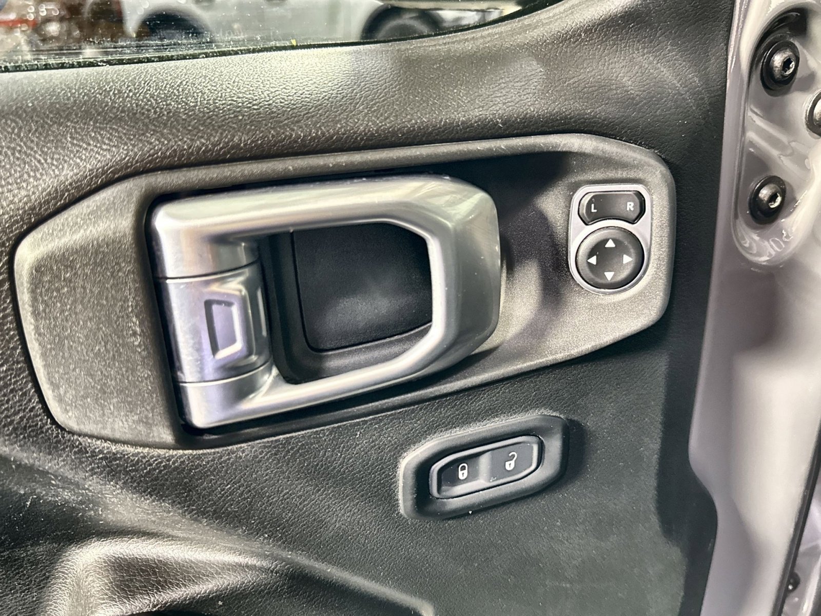 Used 2019 Jeep Wrangler Unlimited Sport image 16