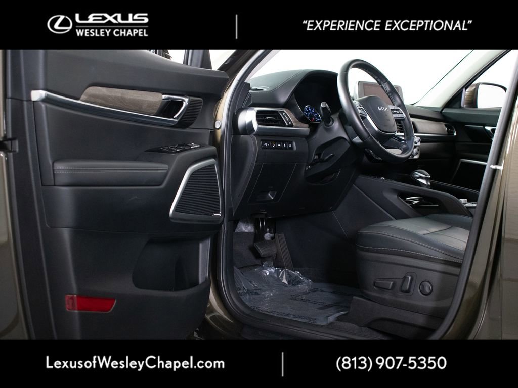 Used 2022 Kia Telluride EX w/ EX Premium Package AWD/4WD image 18