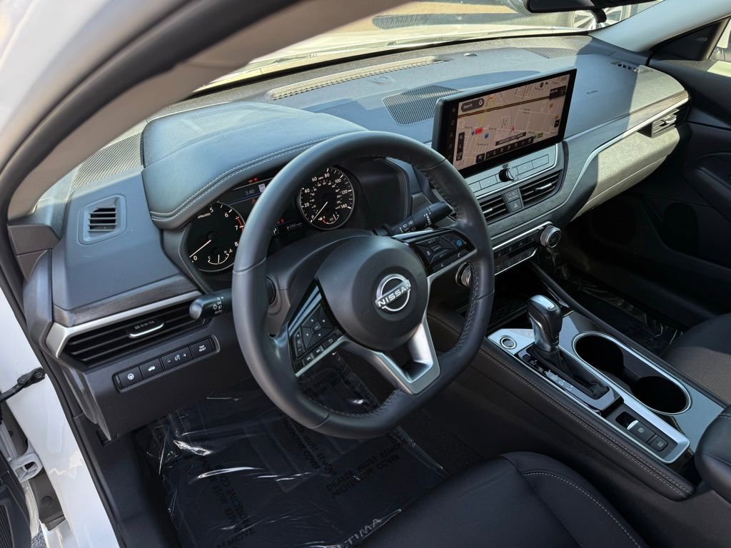 Certified 2024 Nissan Altima 2.5 SV w/ SV Premium Package image 19