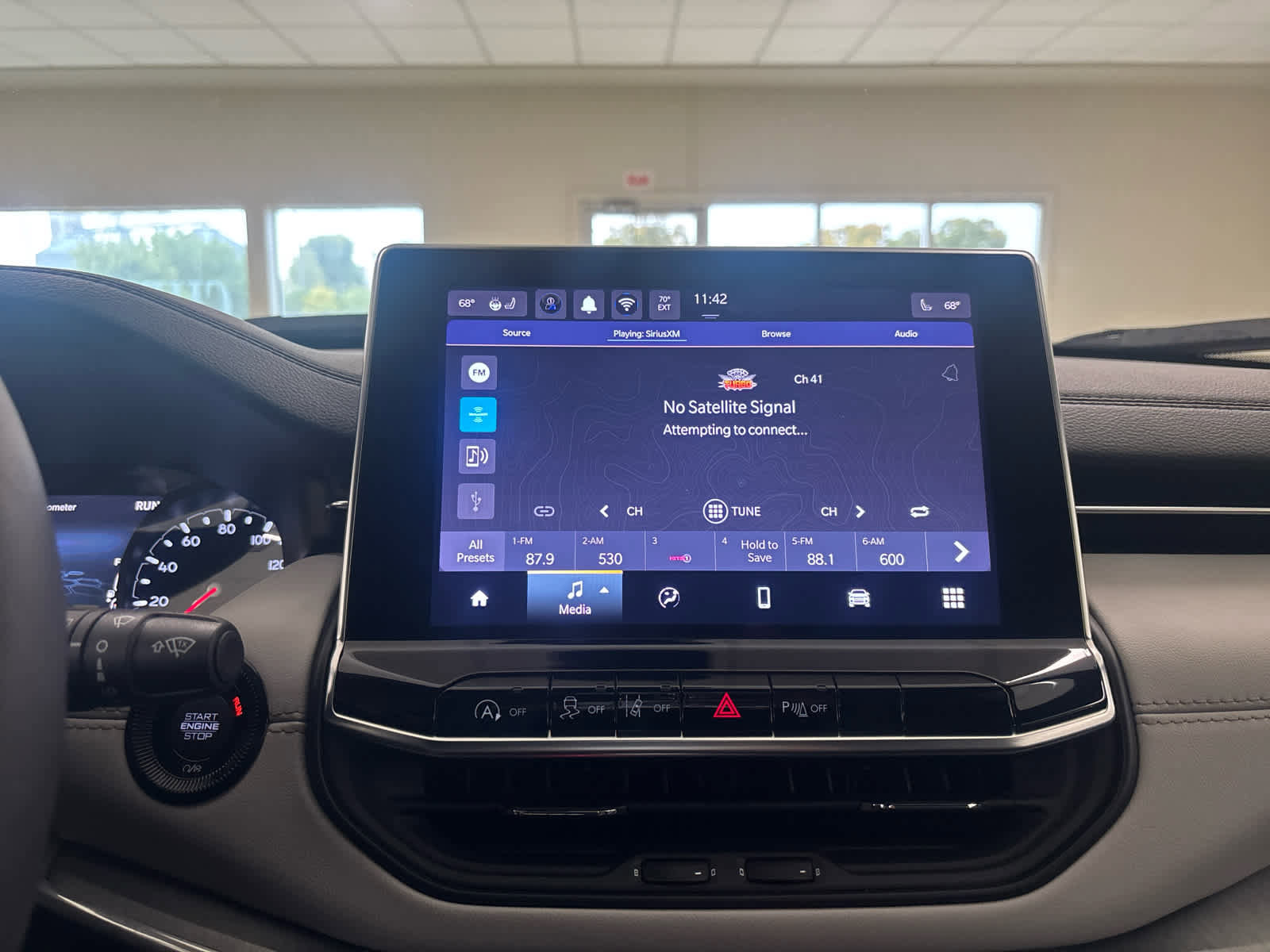 Used 2024 Jeep Compass Limited image 34