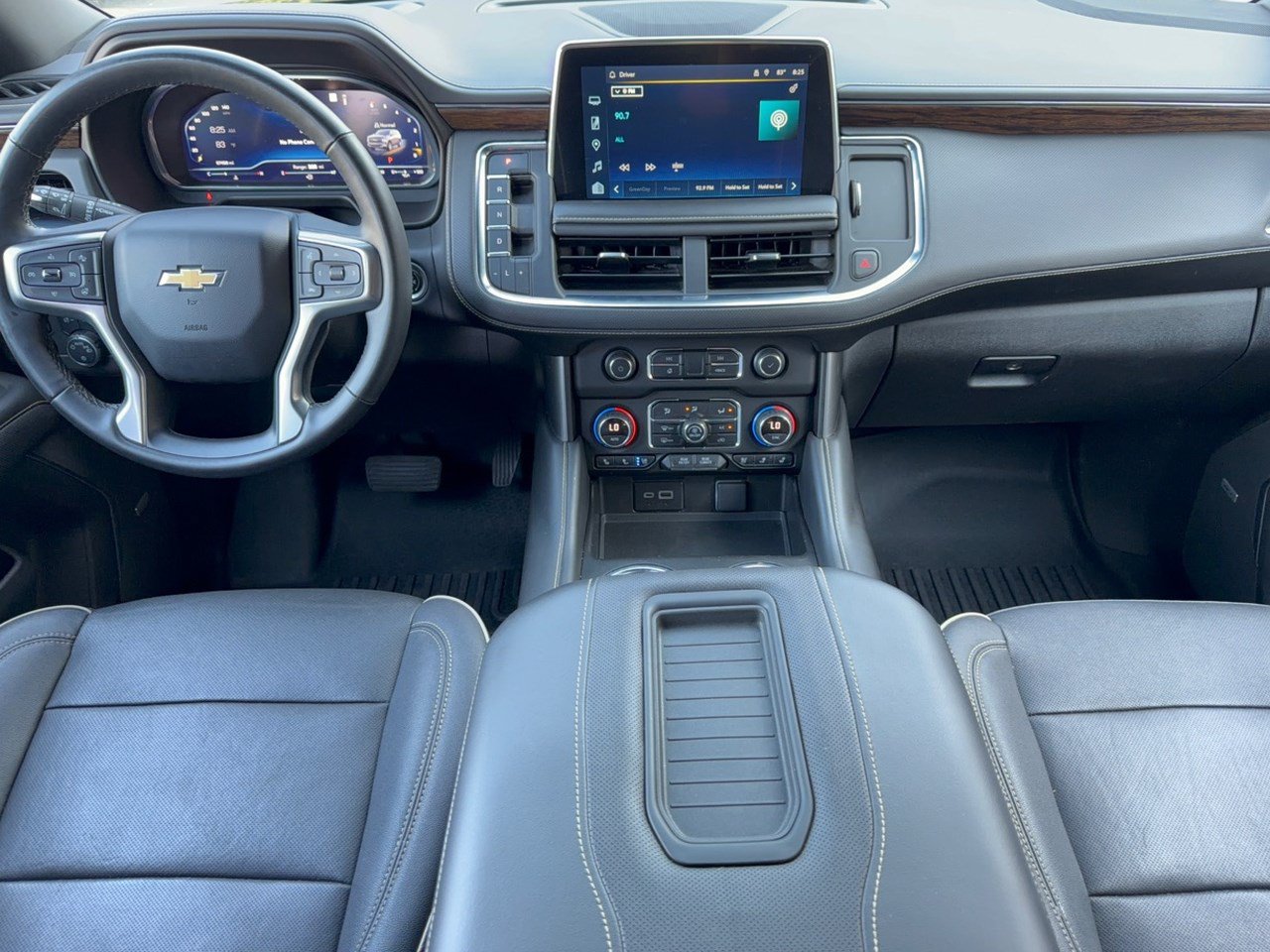 Used 2023 Chevrolet Tahoe Premier RWD image 17
