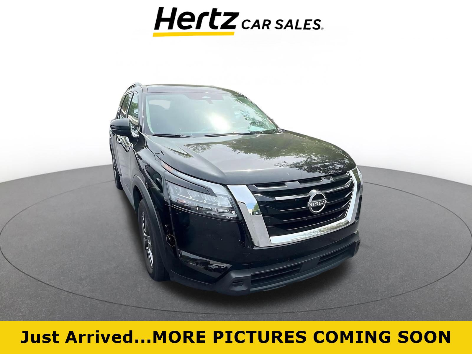 Used 2025 Nissan Pathfinder SV