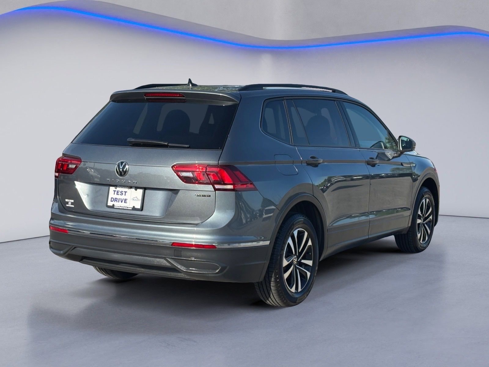 Used 2024 Volkswagen Tiguan S AWD/4WD image 10