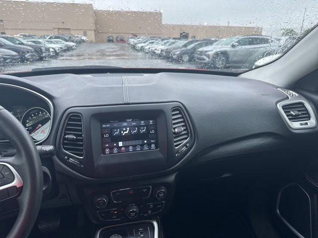 Used 2021 Jeep Compass Sport AWD/4WD image 13