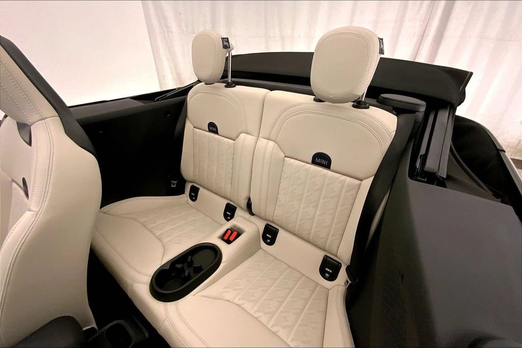 Used 2026 MINI Cooper S FWD image 14