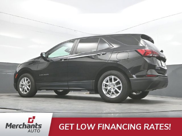 Used 2022 Chevrolet Equinox LS w/ LS Convenience Package AWD/4WD image 35