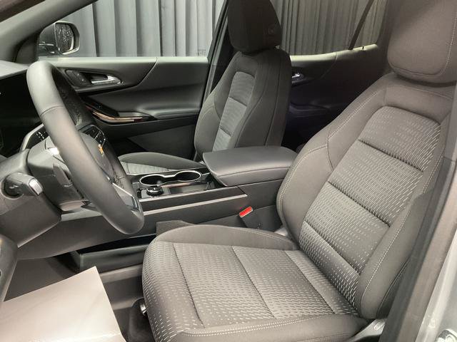 New 2026 Chevrolet Equinox LT FWD image 13