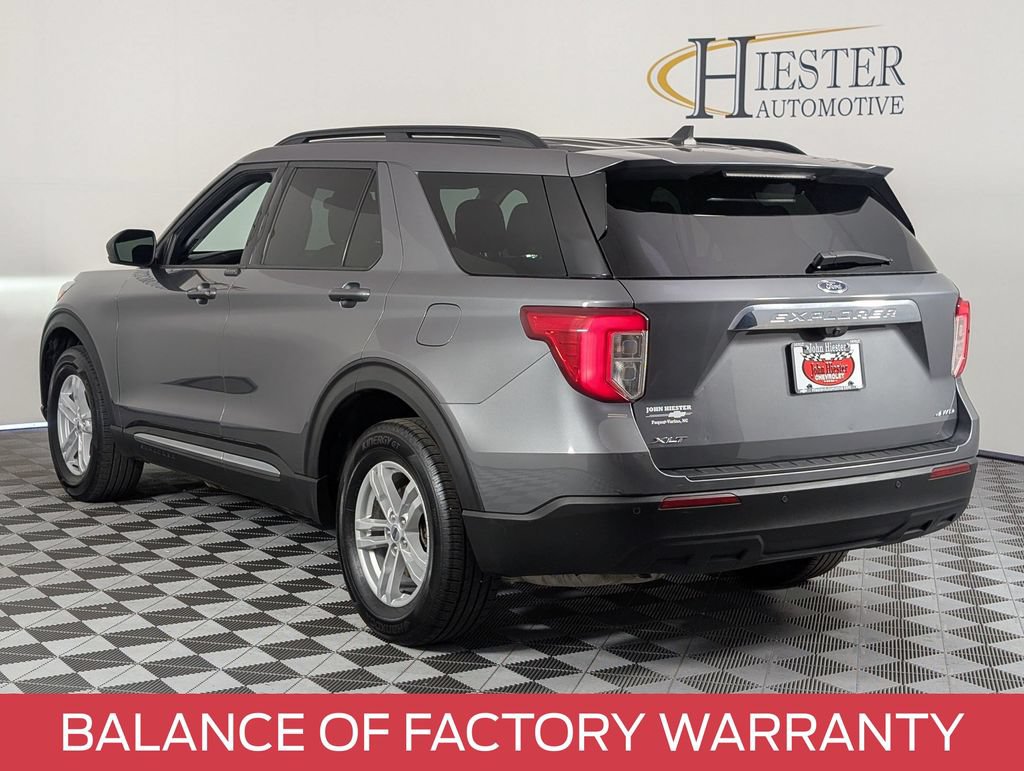 Used 2023 Ford Explorer XLT AWD/4WD image 5