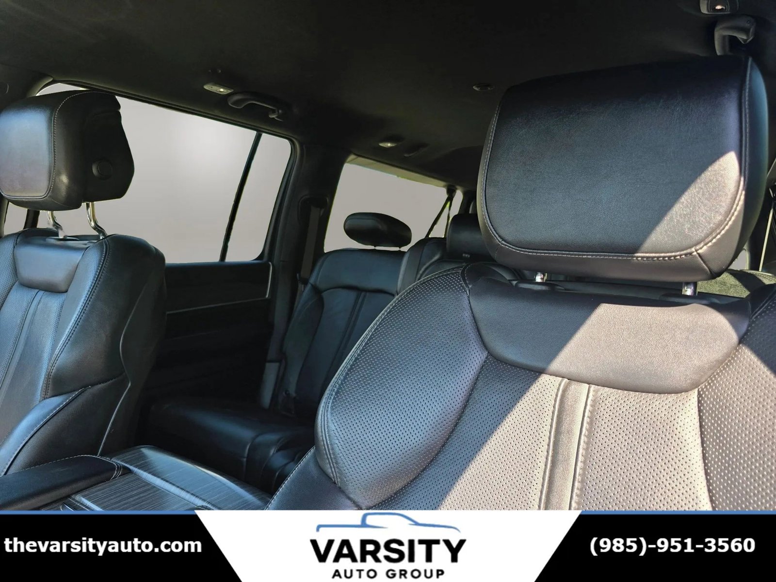 Used 2023 Jeep Wagoneer L Series II image 13