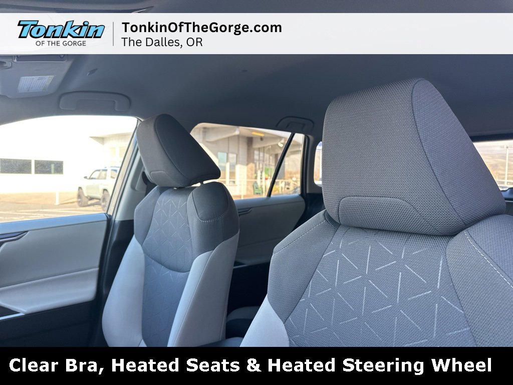 Used 2023 Toyota RAV4 XLE image 14