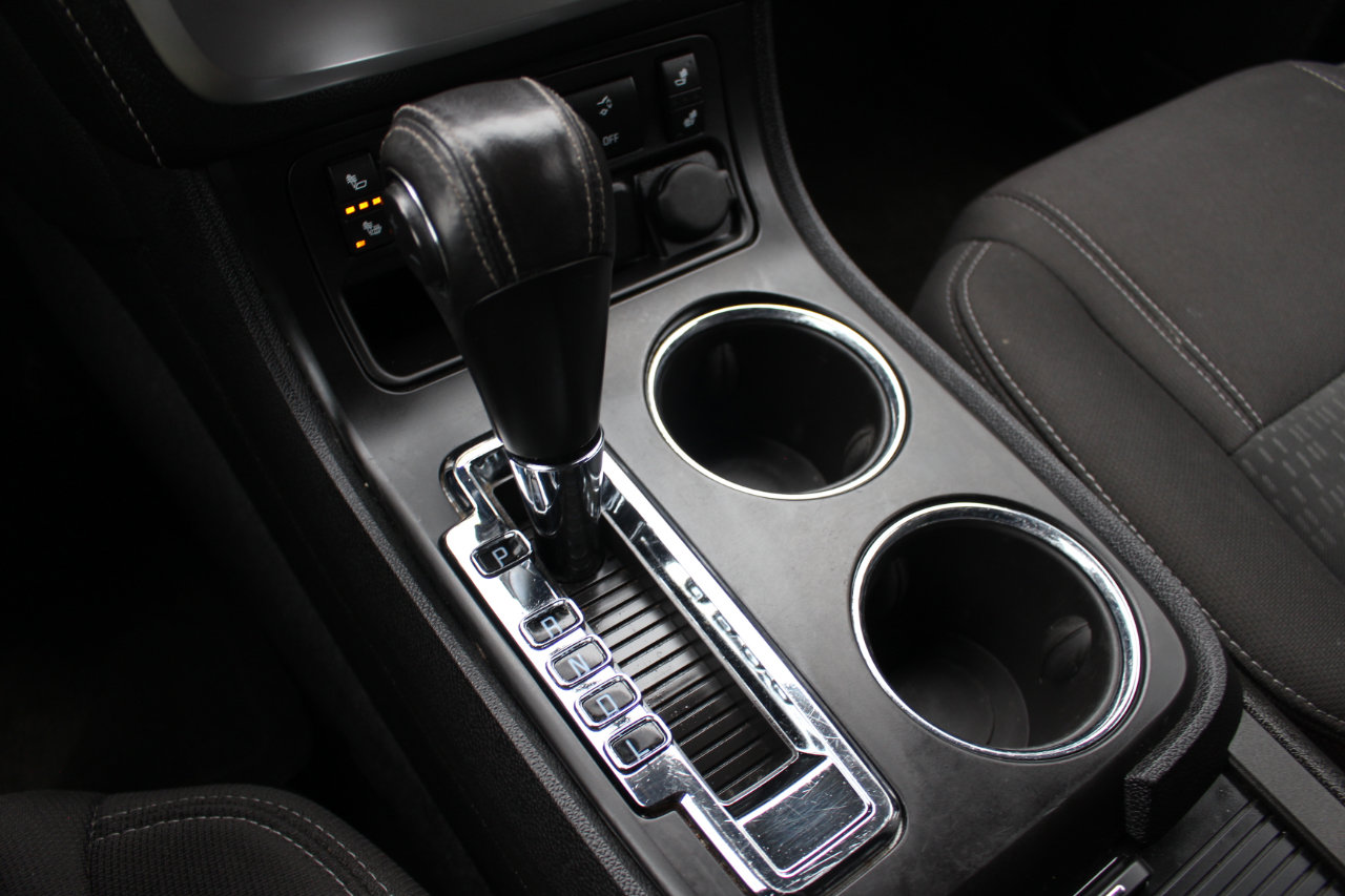 Used 2015 GMC Acadia SLE image 26