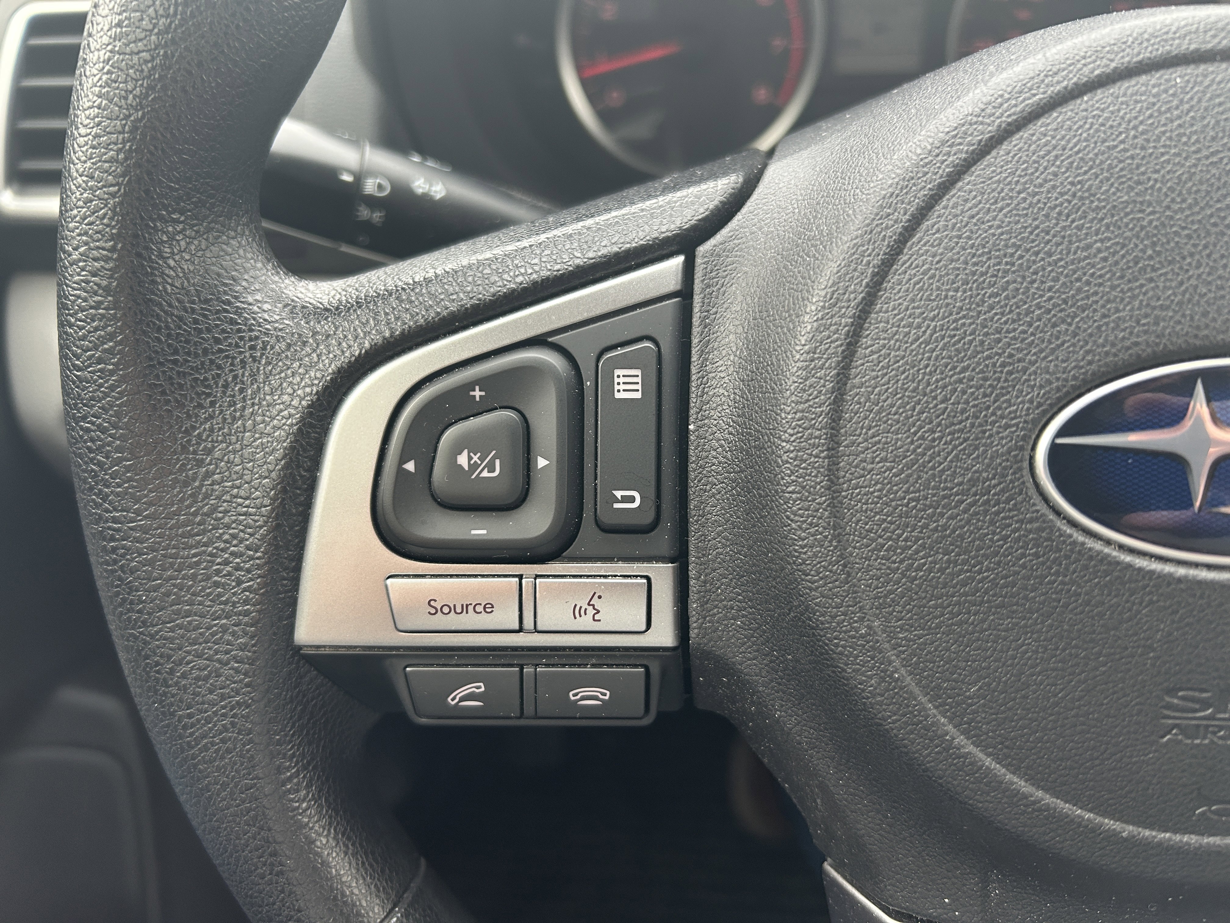 Used 2018 Subaru Forester 2.5i w/ Alloy Wheel Package image 16