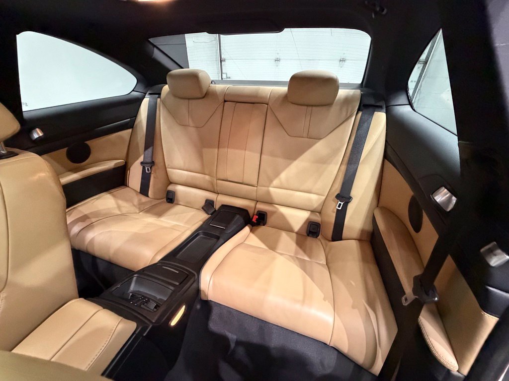 Used 2011 BMW M3 Coupe RWD image 37