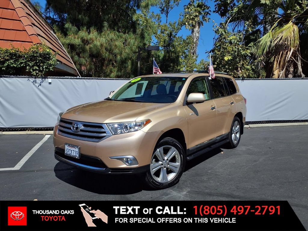 Used 2011 Toyota Highlander Limited w/ Tow Pkg
