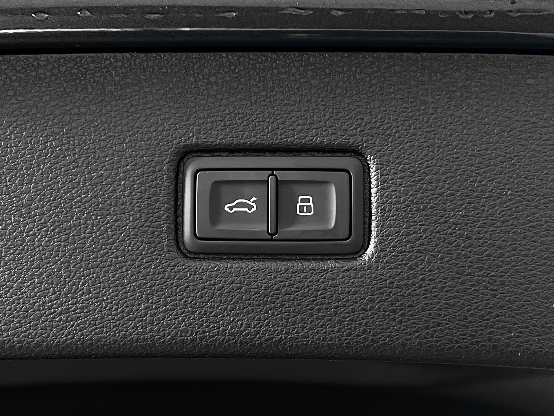 New 2026 Audi SQ7 Prestige image 36