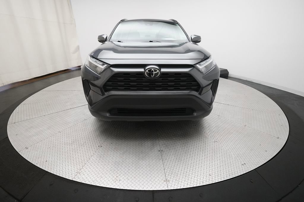 Used 2025 Toyota RAV4 XLE image 11