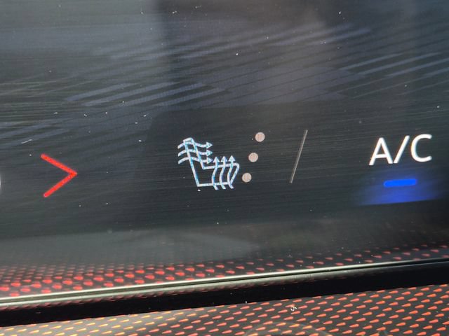 Used 2026 Chevrolet Traverse Z71 w/ Driver Confidence Package AWD/4WD image 27