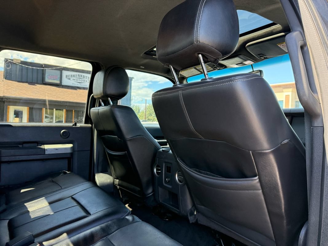 Used 2016 Ford F350 Lariat w/ Lariat Ultimate Package AWD/4WD image 21
