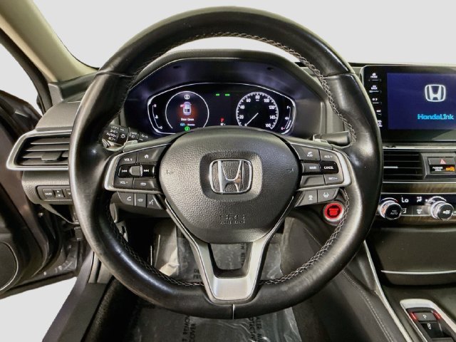 Used 2020 Honda Accord Touring image 12