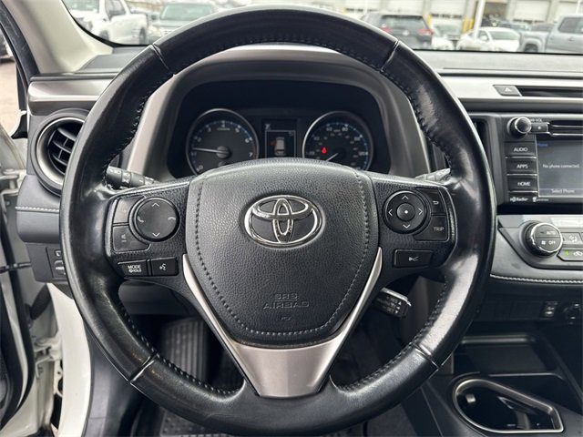 Used 2018 Toyota RAV4 XLE image 17