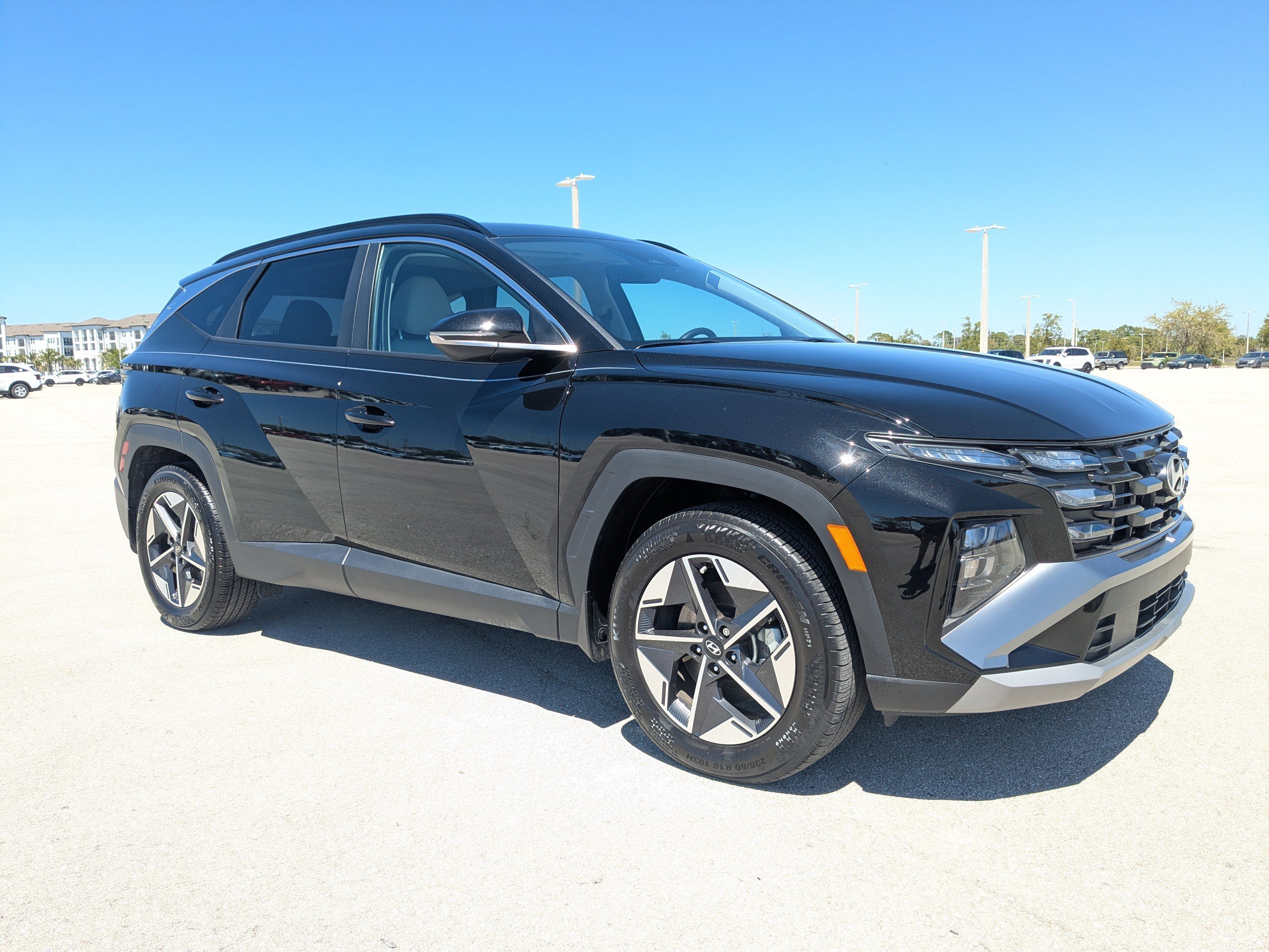 Used 2025 Hyundai Tucson SEL image 2