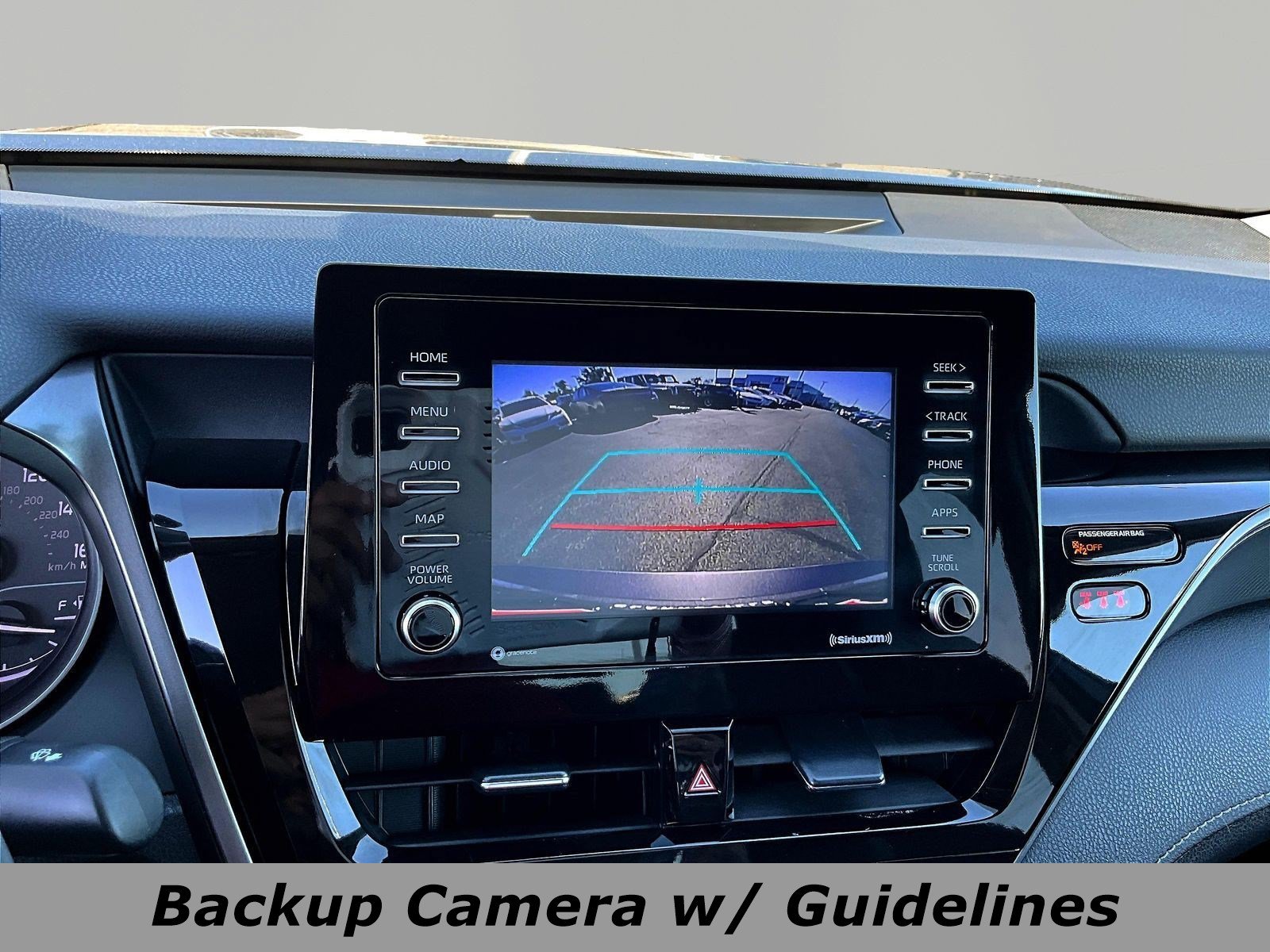 Used 2023 Toyota Camry SE FWD image 13