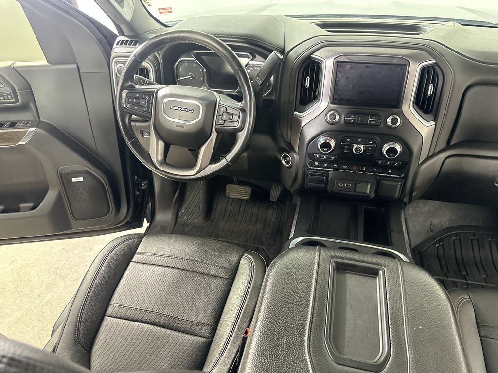 Used 2020 GMC Sierra 2500 Denali w/ Denali Ultimate Package AWD/4WD image 17