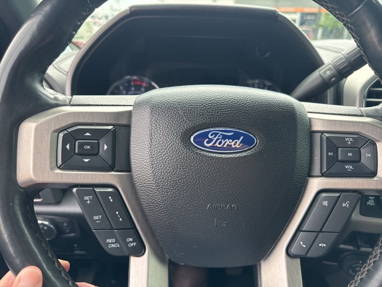 Used 2021 Ford F250 Platinum w/ FX4 Off-Road Package AWD/4WD image 11