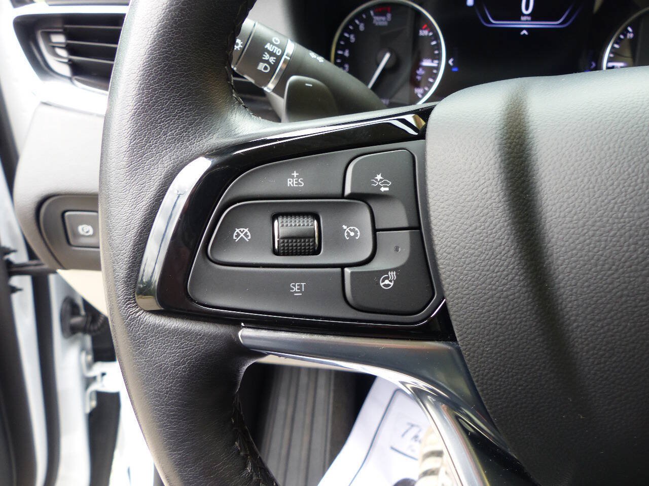 Used 2022 Buick Enclave Premium w/ Surround and Sites Package FWD image 28