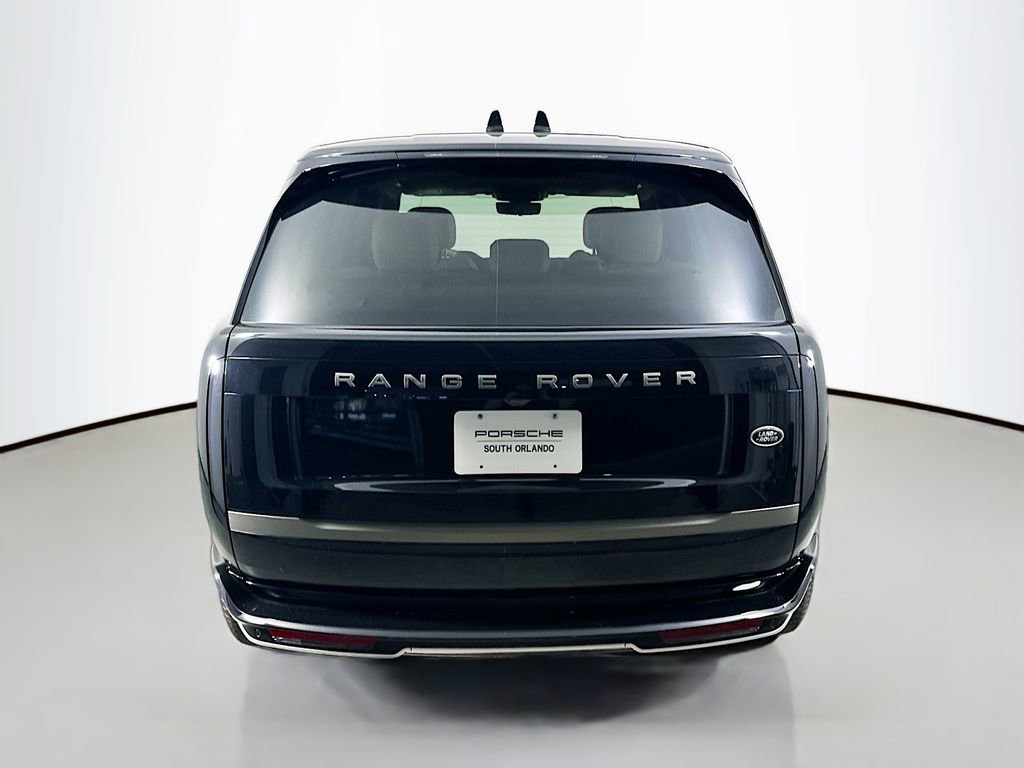 Used 2023 Land Rover Range Rover SE image 10