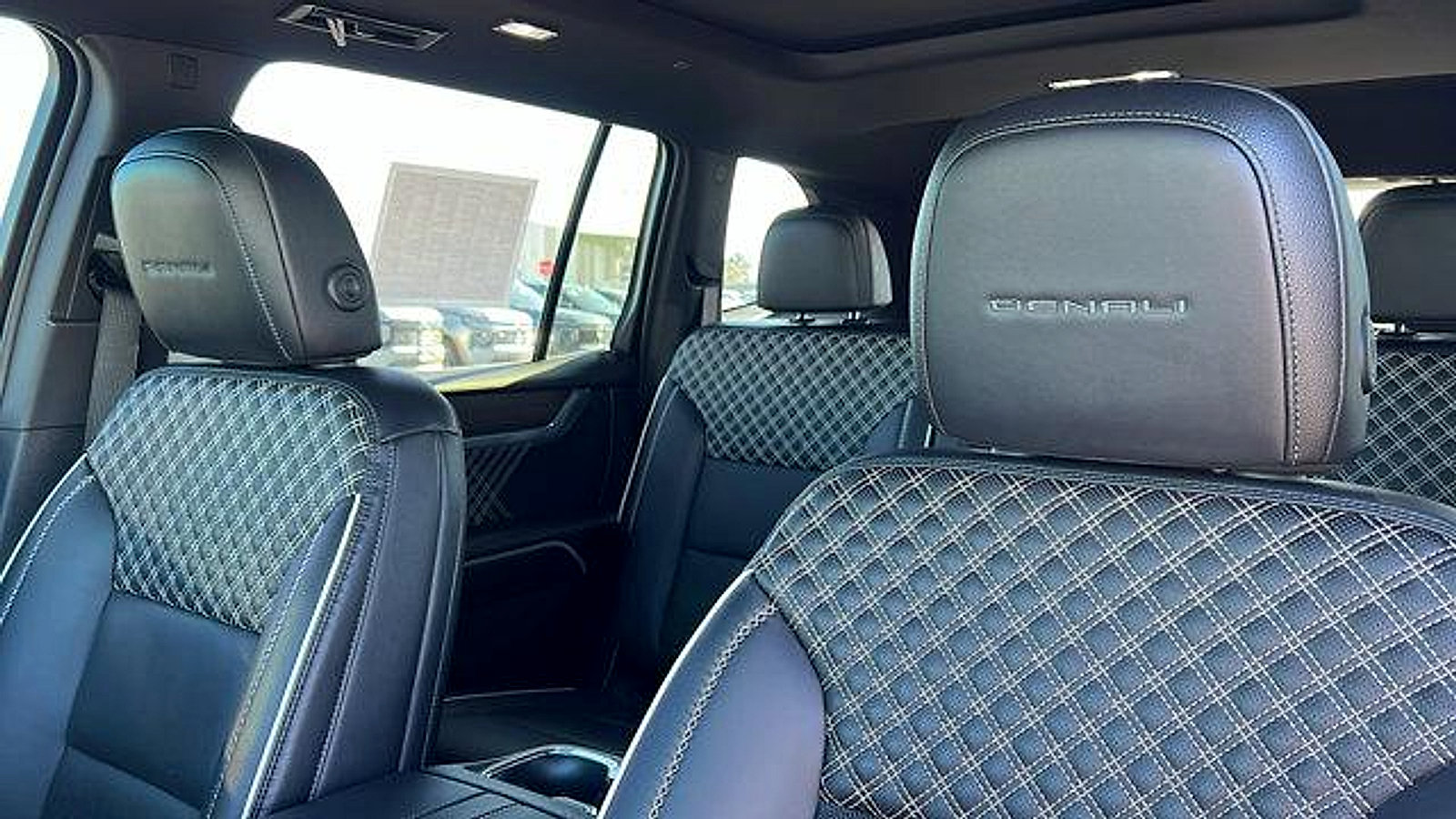 Certified 2024 GMC Acadia Denali w/ Super Cruise Package image 20