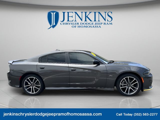 Used 2023 Dodge Charger R/T w/ Plus Group RWD image 3
