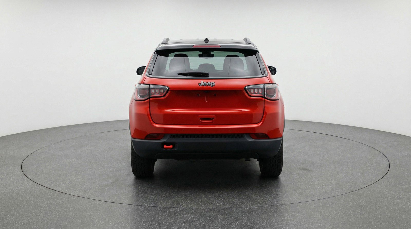 Used 2025 Jeep Compass Trailhawk image 7