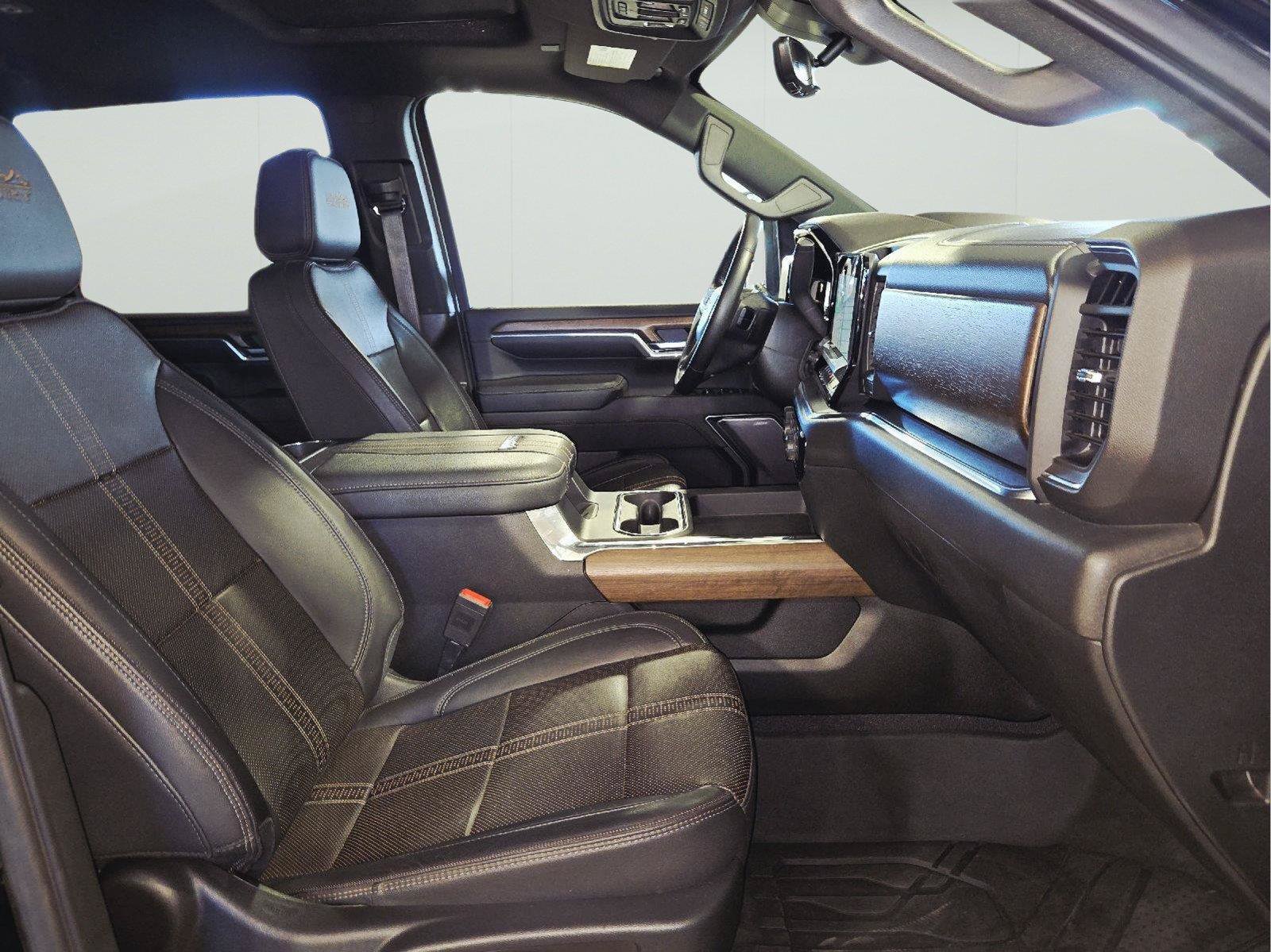 Used 2024 Chevrolet Silverado 3500 High Country w/ Technology Package AWD/4WD image 65