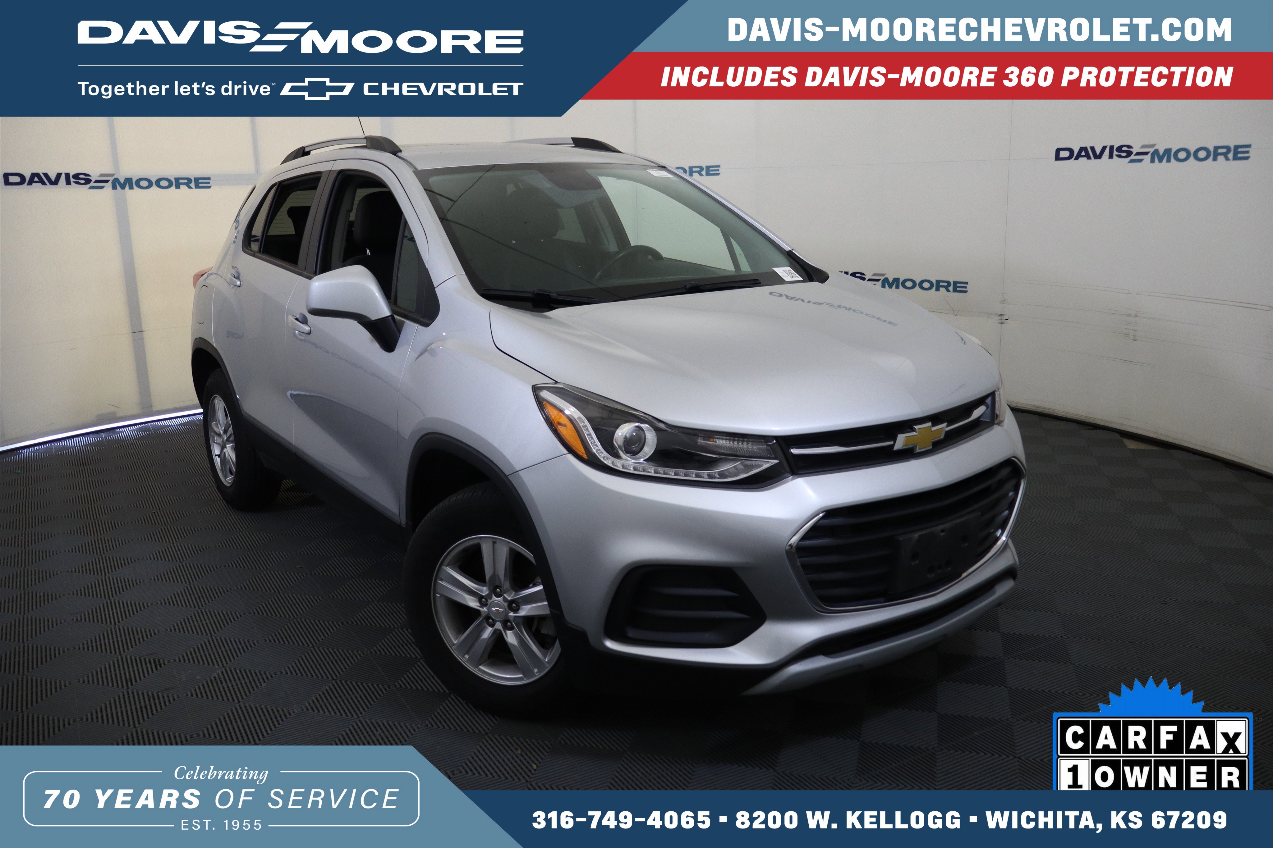 Used 2022 Chevrolet Trax LT w/ LT Convenience Package AWD/4WD image 1
