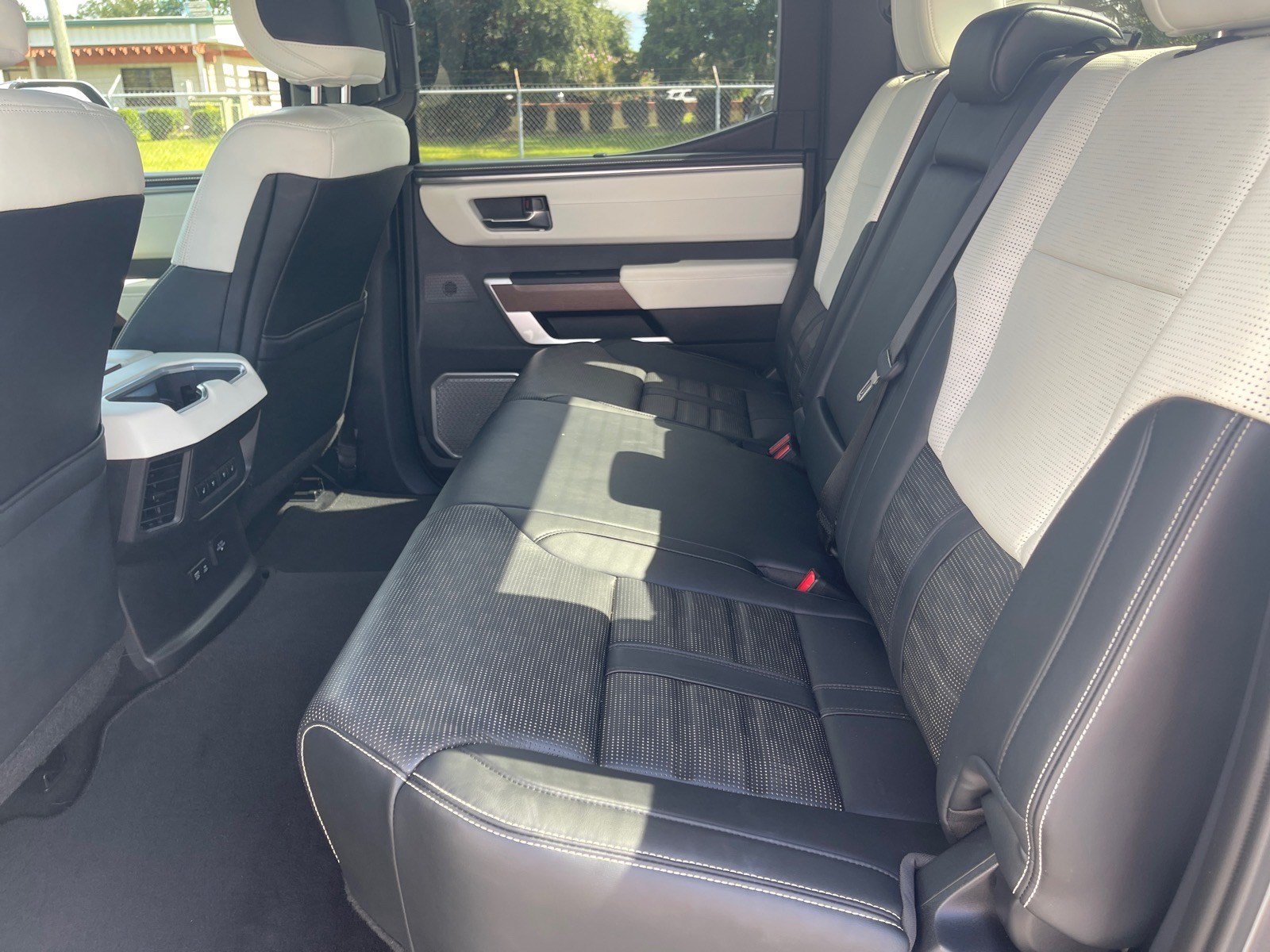 Used 2022 Toyota Tundra Capstone AWD/4WD image 11