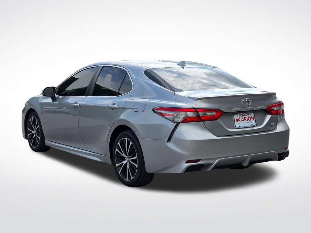 Used 2019 Toyota Camry SE FWD image 13