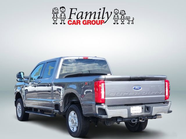 Used 2025 Ford F250 XLT AWD/4WD image 3