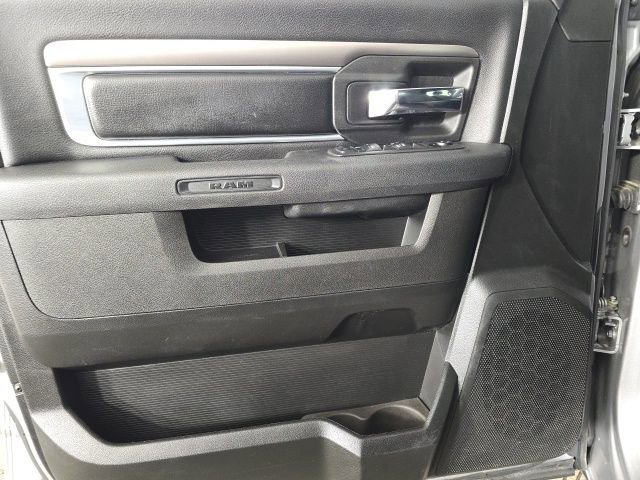 Used 2024 RAM 1500 Classic Warlock image 22