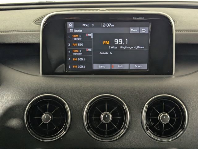 Used 2019 Kia Stinger Base image 23