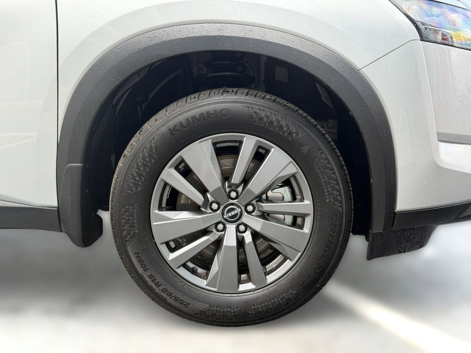 Certified 2025 Nissan Pathfinder SV image 11