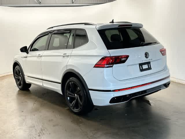 Used 2023 Volkswagen Tiguan SE R-Line AWD/4WD image 22