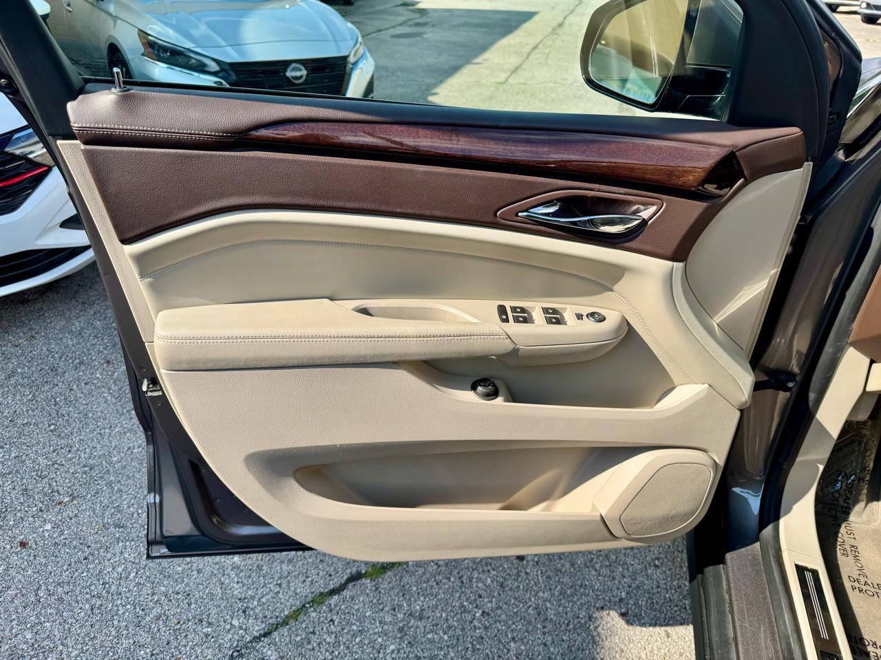 Used 2011 Cadillac SRX Luxury FWD image 10