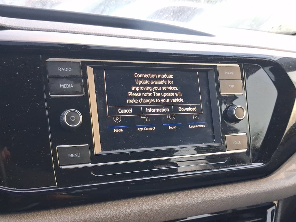 Certified 2023 Volkswagen Taos S FWD image 19